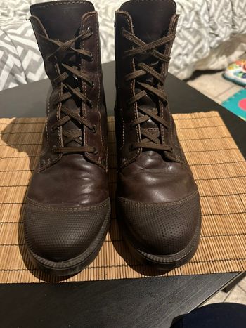 Bottes en cuir marron homme – robustes, stylées et en excellent état
