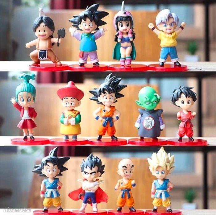 Lot de 13 Figurines Dragon Ball Z. Neuf
