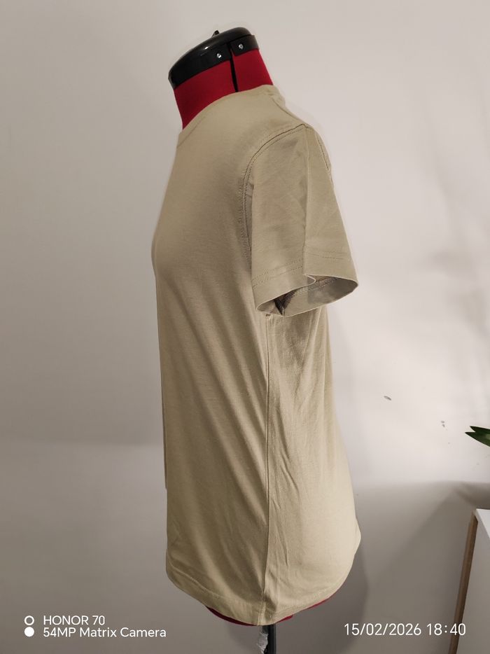 Lot 2 t shirts - photo numéro 2