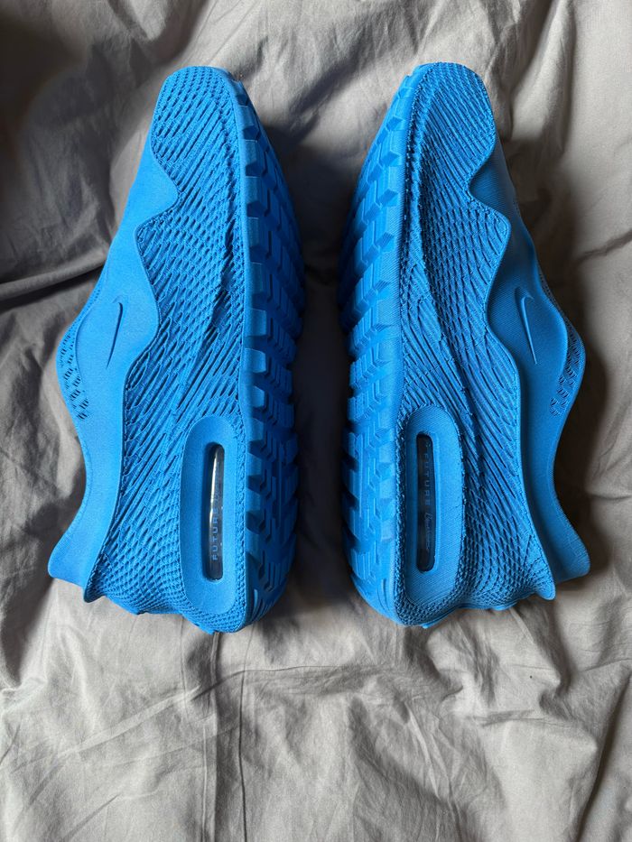 Nike Air Max 1000 Bleu + Boîte signée par le designer - photo numéro 4