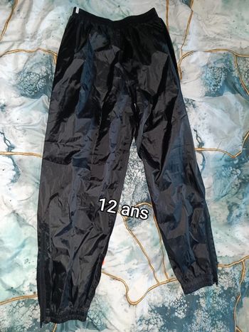 Pantalon noir mixte imperméable 12 ans