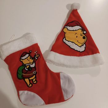 Ensemble chaussette et bonnet Père Noël noël winnie Disney