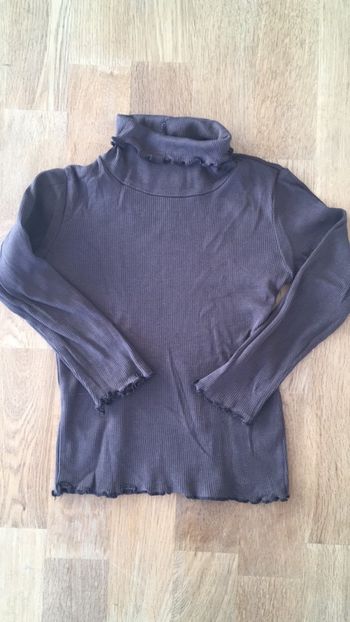 T-shirt col roulé marron