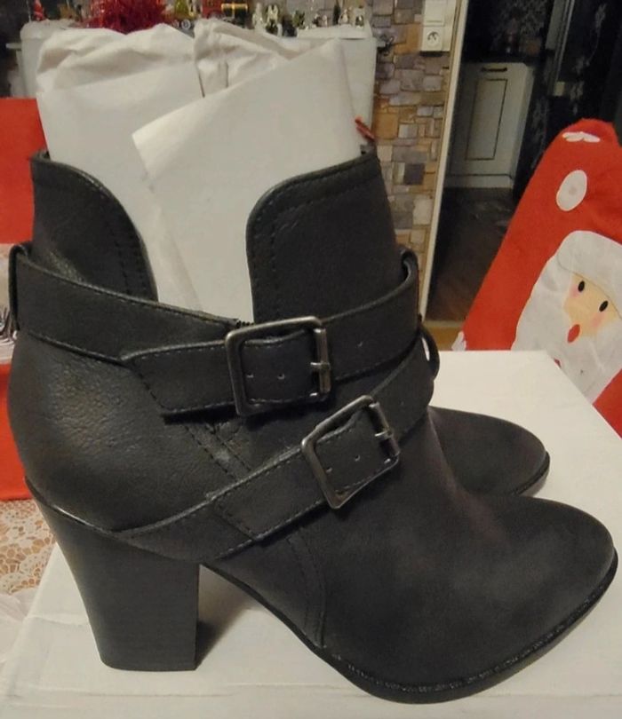 Chaussures - photo numéro 2