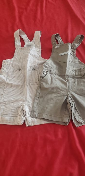 Lot salopette courtes T 12mois