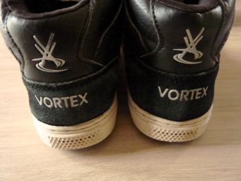 Baskets garçon Vortex pointure 35 chaussures noir cuir TBE