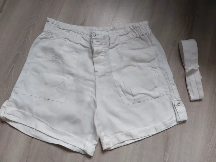 Shorts femme T 36 - photo numéro 2