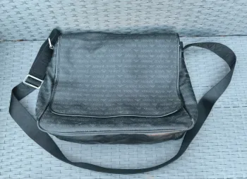 Sac bandoulière cuir homme Emporio Armani