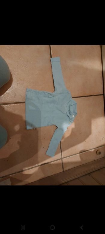 Tee shirt