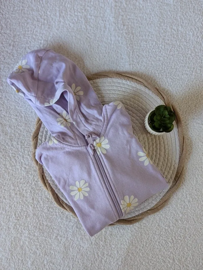 🌼 Veste à capuche violette Kiabi – 10 ans