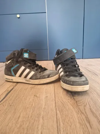 Basket adidas