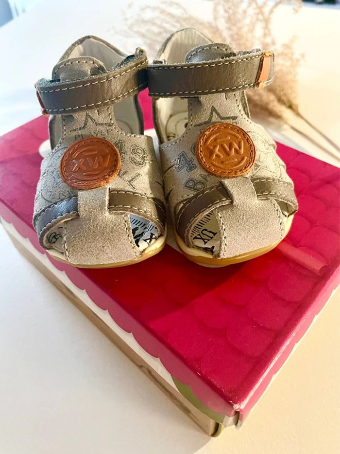 Sandalette marque Bellamy grises taille 16 - photo numéro 2