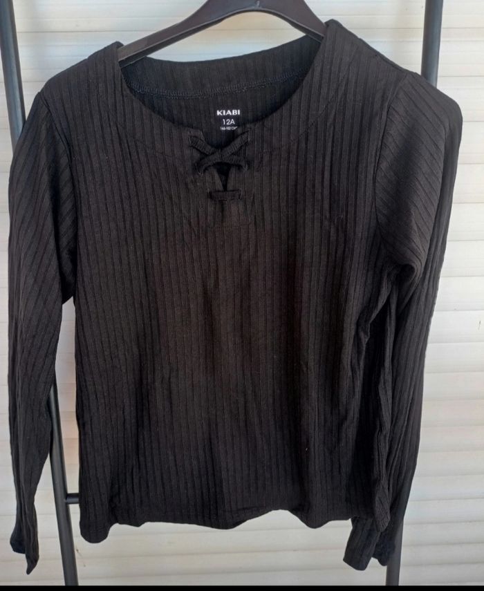 Haut fille Kiabi noir, 12 ans, très bon état