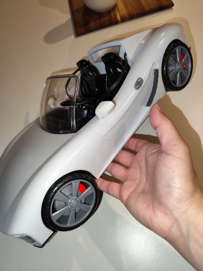 Poupée + voiture rainbow high - photo numéro 8