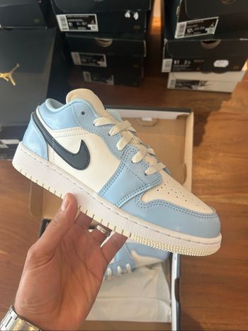 Jordan 1 taille 38