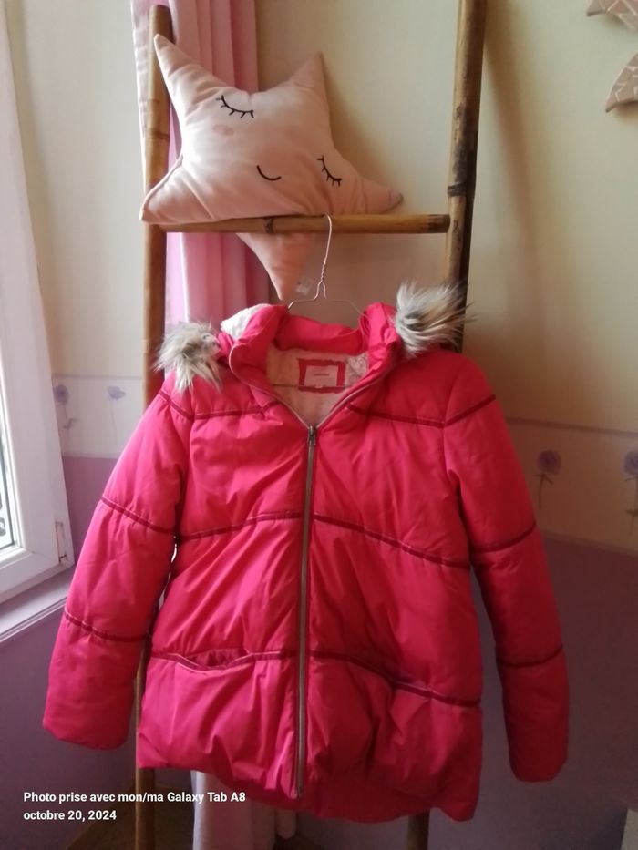 Doudoune avec capuche Catimini 12 ans