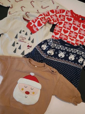 Lot de pull de Noël