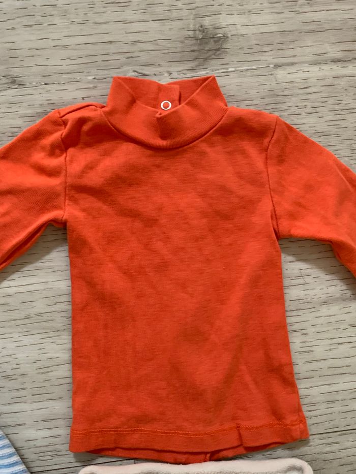 Lot vêtements 1 mois - photo numéro 8