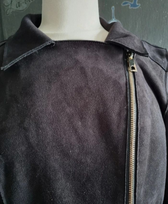 Veste noir à franges taille 42 effet daim au touché - photo numéro 5