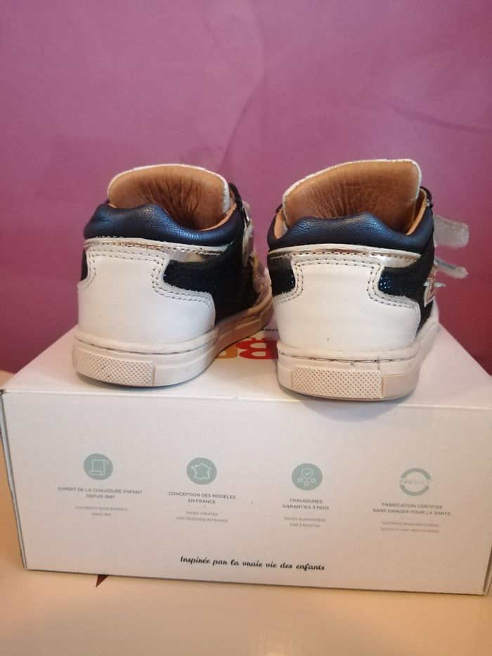 Baskettes fille taille 21 gbb - photo numéro 5