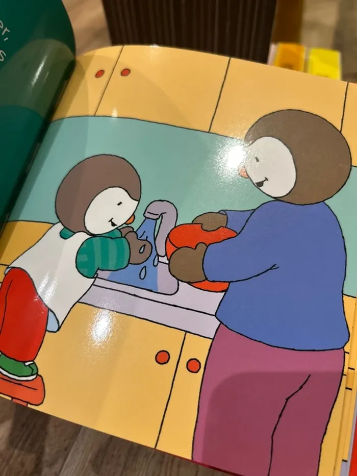 Livre Tchoupi fait des Crêpes - photo numéro 2