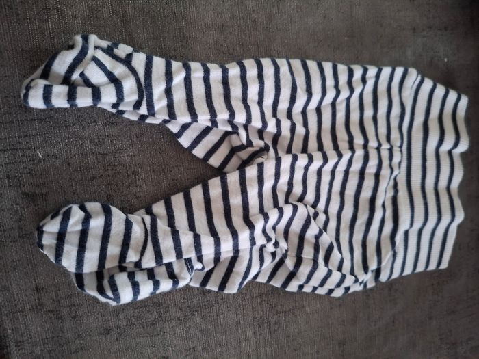 Vends 8 pantalons naissance garçon bébé - photo numéro 3