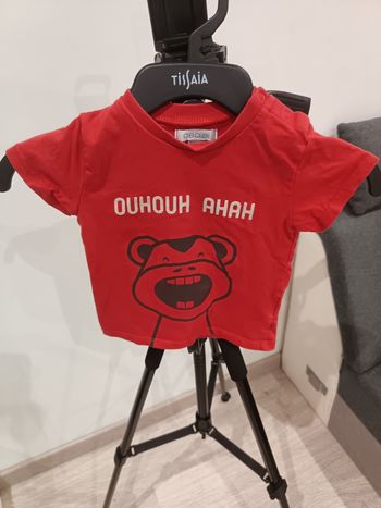 Tee-shirt 9 mois obaibi rouge bordeaux