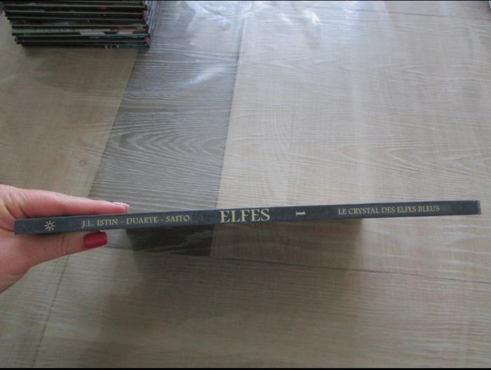 Bande dessinée Elfes Tome 1 - Le Crystal des Elfes bleus - photo numéro 2