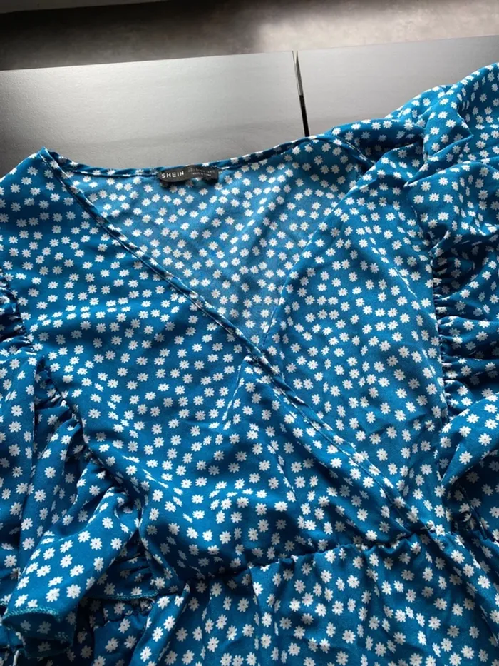 Robe d’été Shein en très bon état - photo numéro 3