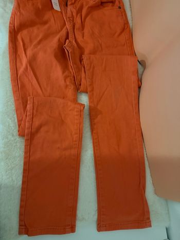 🧡 Pantalon orange enfant – Taille 12 ans – 5€