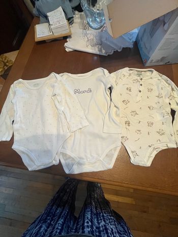 Lot de 3 bodies 36 mois