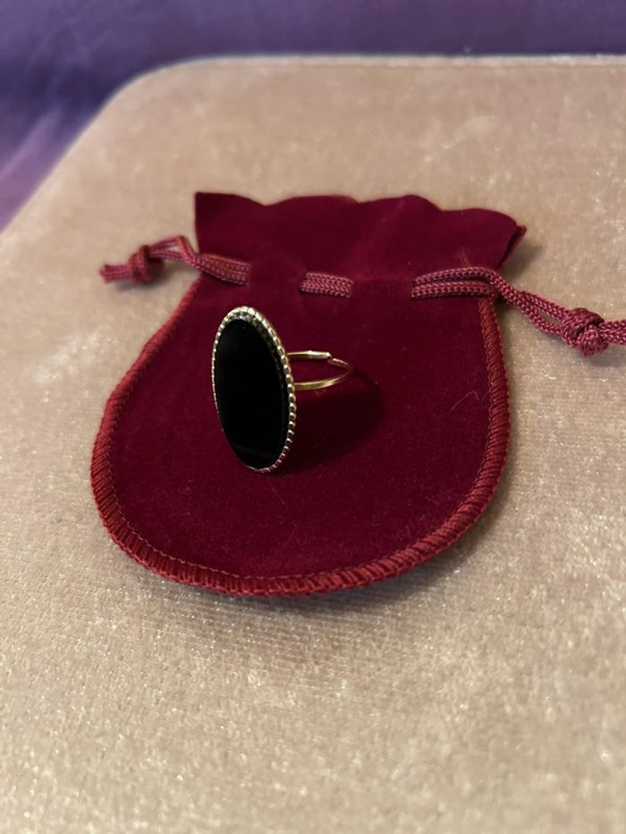 Bague ovale noire style dark feminine - photo numéro 7