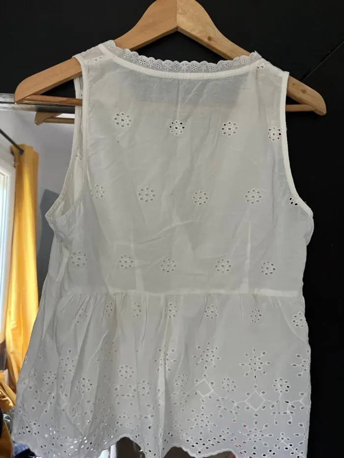 Blouse broderie anglaise Kiabi - photo numéro 5