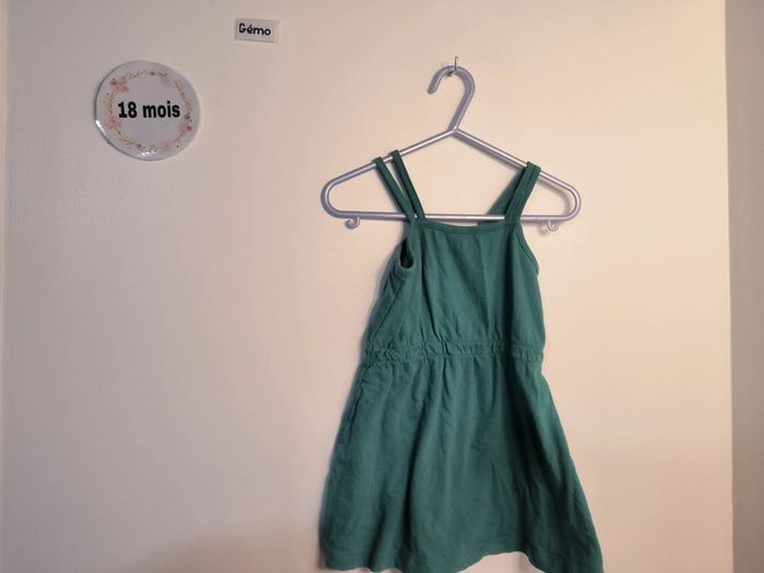 Lot 8 Robes et combishort 18 mois - photo numéro 10
