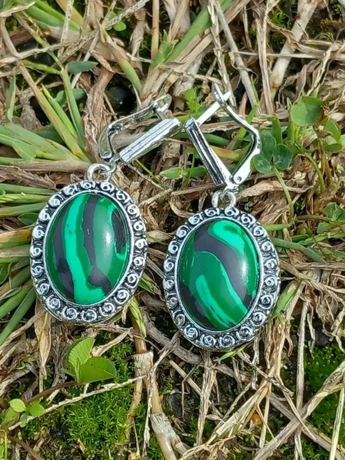 Boucles d'oreilles vintage a clip en plastique