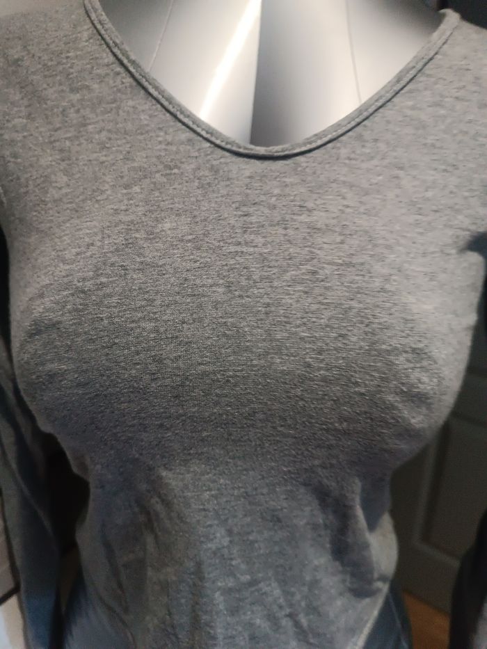 Haut femme t 34/36 - photo numéro 2