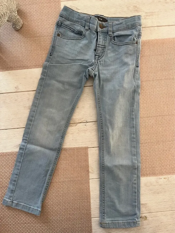 Jean 6 ans
