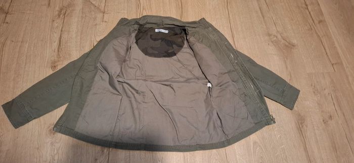 Veste kaki clair 10ans NEUVE - photo numéro 4