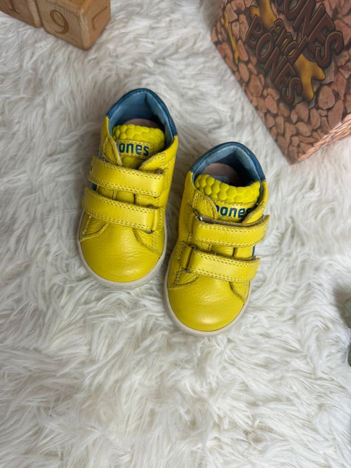 Paire de chaussures Stones and bornes taille 19 - photo numéro 3
