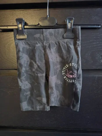 short de sport noire gris Stitch Disney