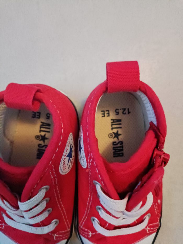Converse rouge - photo numéro 4