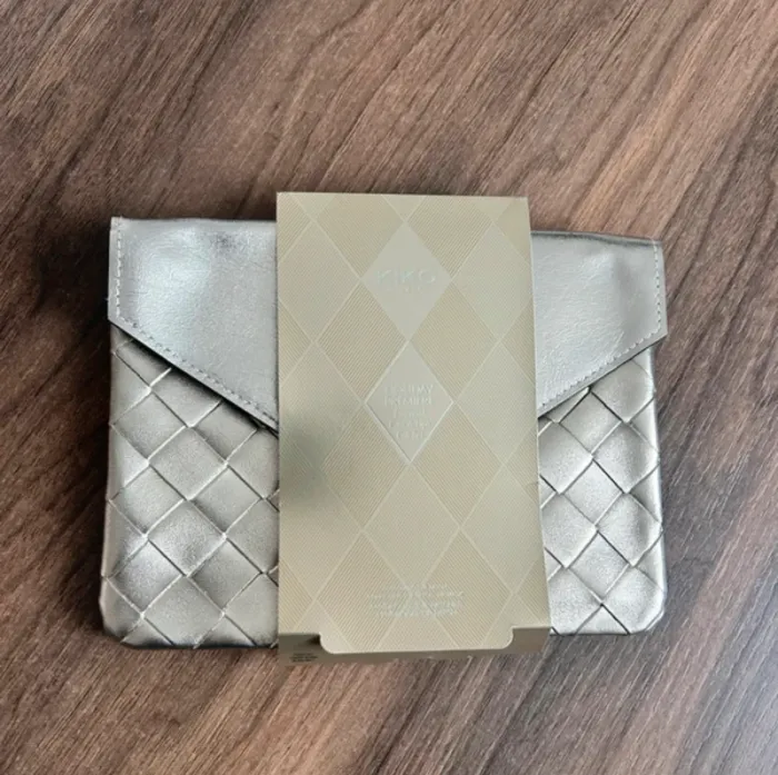 Pochette KIKO