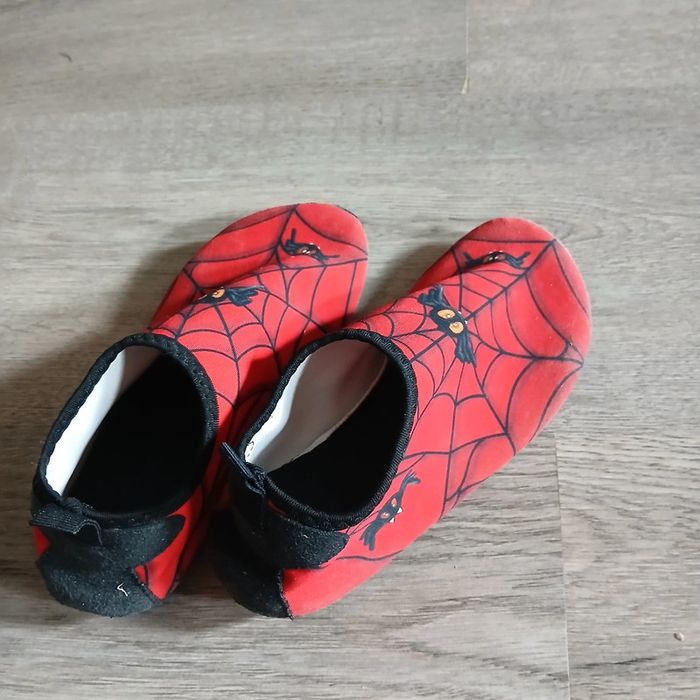 Chaussons aquatique 30 - photo numéro 3