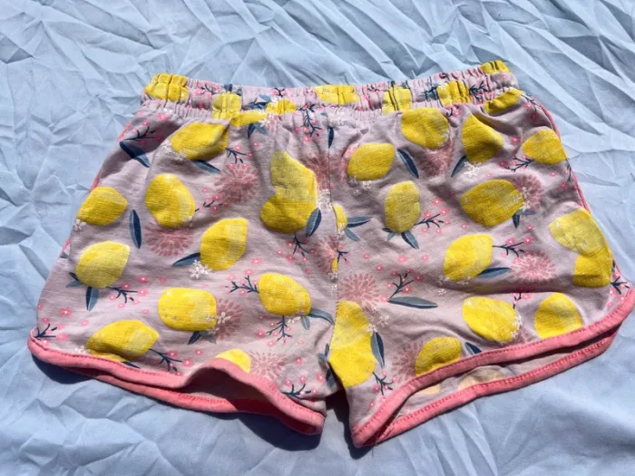 Short citron - photo numéro 4