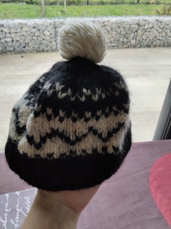 Bonnet noir/blanc - photo numéro 4