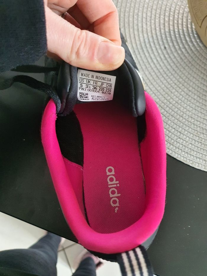 Chaussures Adidas - photo numéro 3