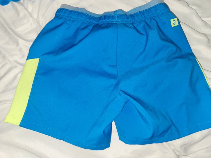 Ensemble de sport short et maillot - photo numéro 4