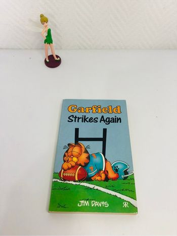 Garfield Strikes Again édition en anglais