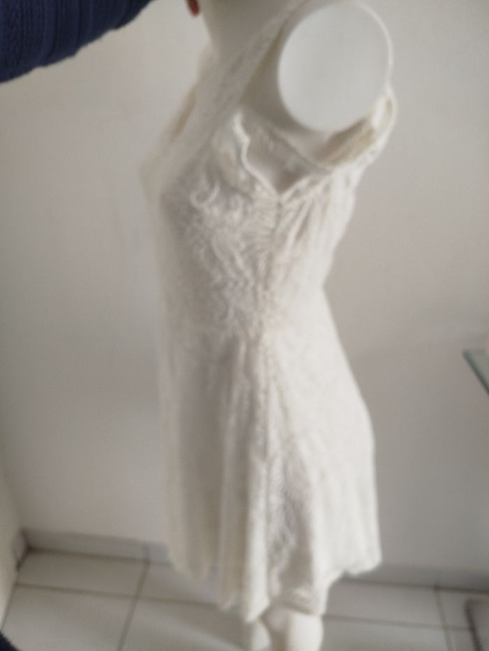 #kytie38femme. Robe en dentelle taille 38/40 - photo numéro 7