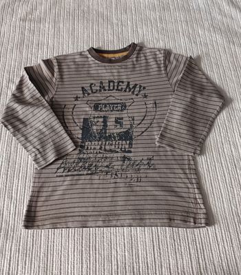Tee shirt manches T 8 ans
